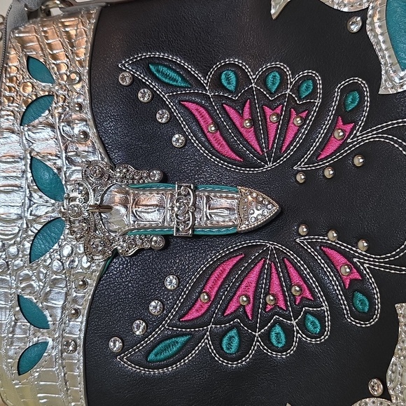 Cowgirl Trendy Cross Body Teal Hot Pink Silver Black Butterfly Embellished Bag - Picture 4 of 16